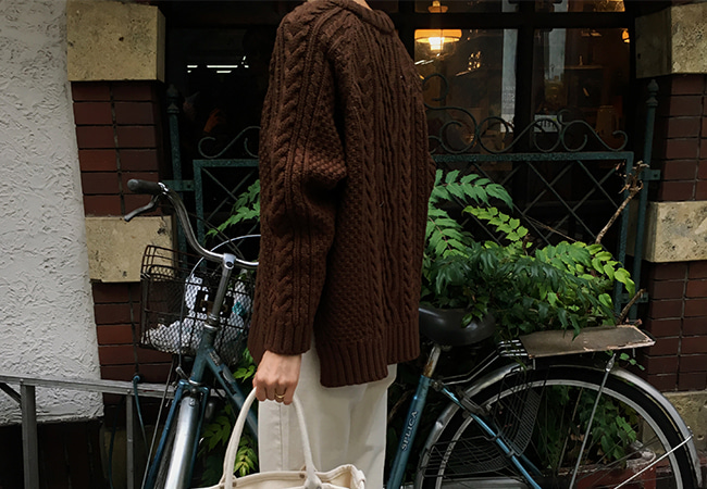 LAMBSWOOL CABLE KNIT ( 브라운 )