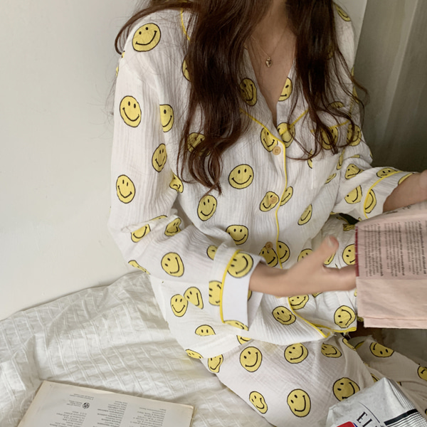 ​happy smile pajama ( 파자마 세트 ) 무료배송아이템