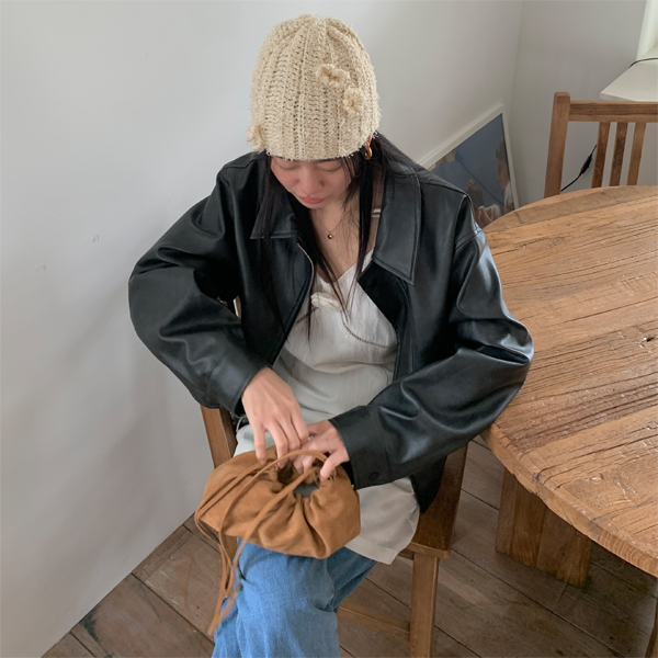 amy fake leather jumper ( 블랙 )